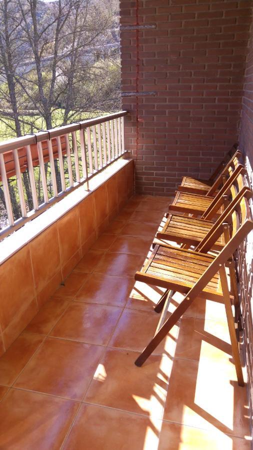 Hostal El Peregrino La Portela de Valcarce Buitenkant foto